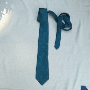 Elegant Teal and Pink Patterned Tie